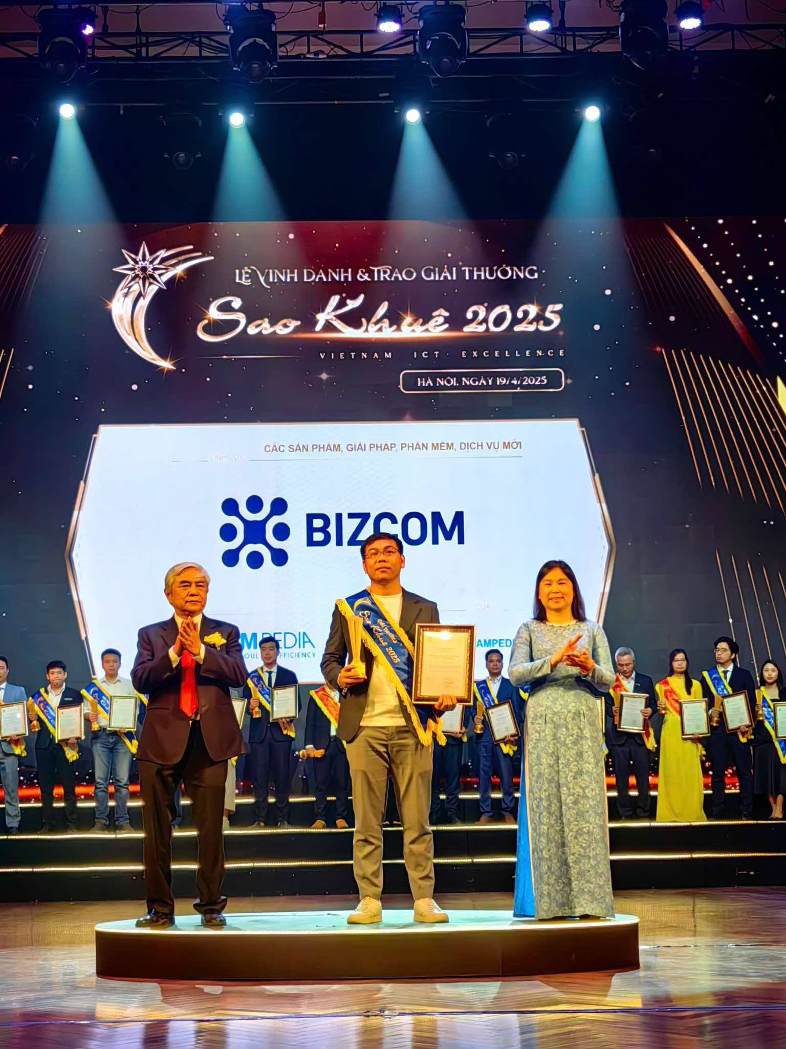 Bizcom