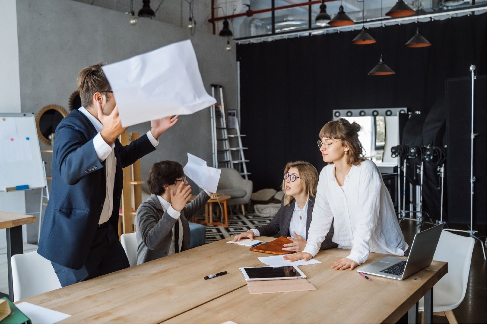 nền tảng thông minh Bizcom