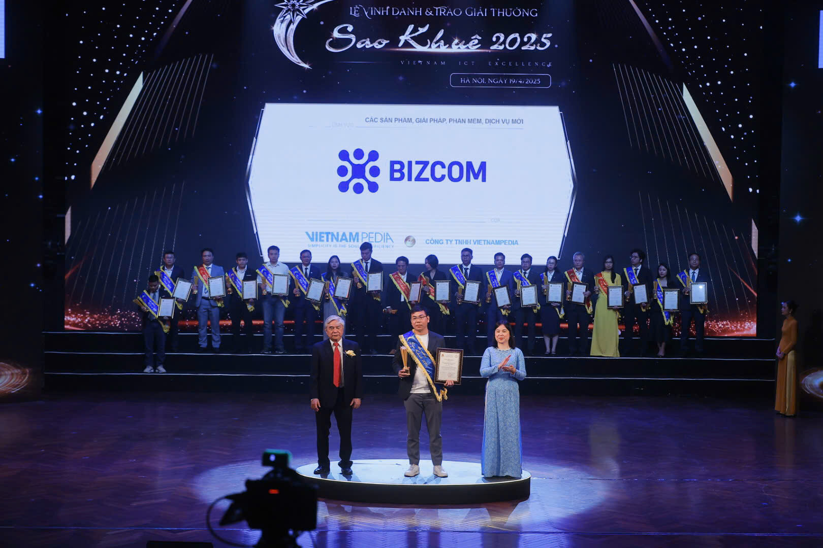 chuyển đổi số toàn diện