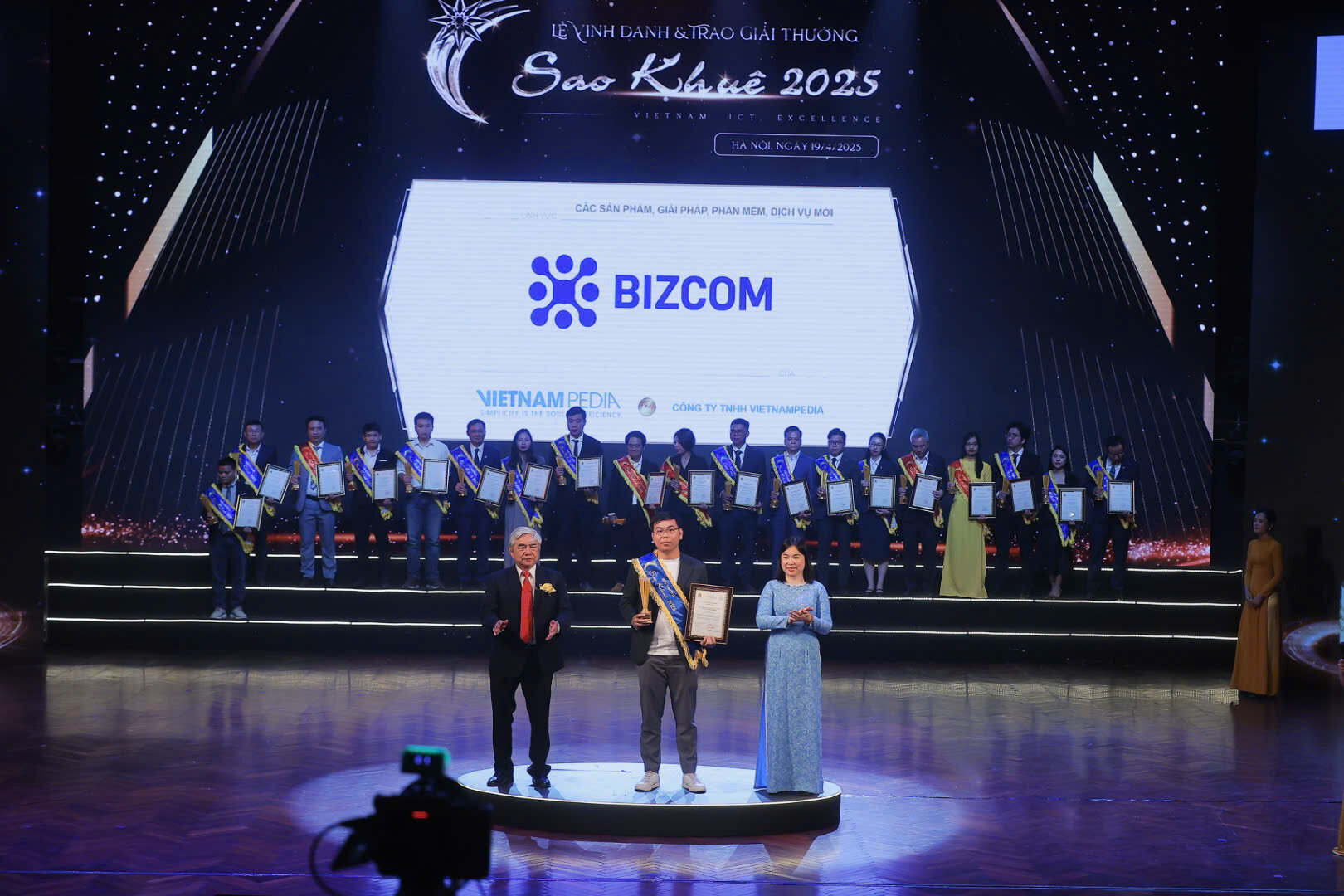 Bizcom chuyển đổi số